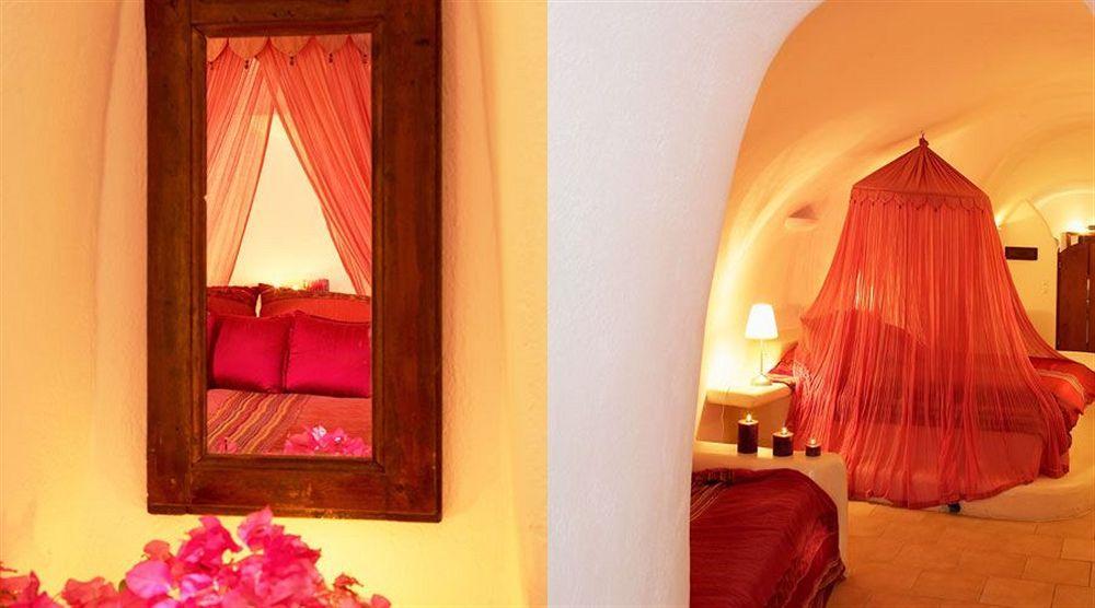 Aroma Suites Фира Екстериор снимка