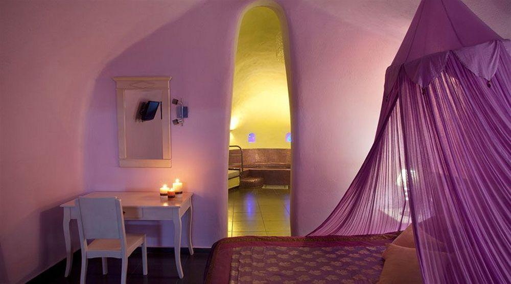 Aroma Suites Фира Екстериор снимка