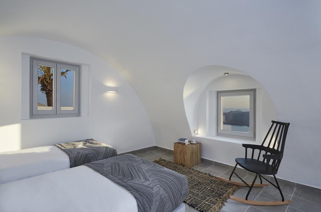 Aroma Suites Фира Екстериор снимка