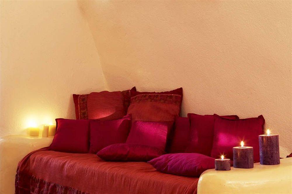 Aroma Suites Фира Екстериор снимка