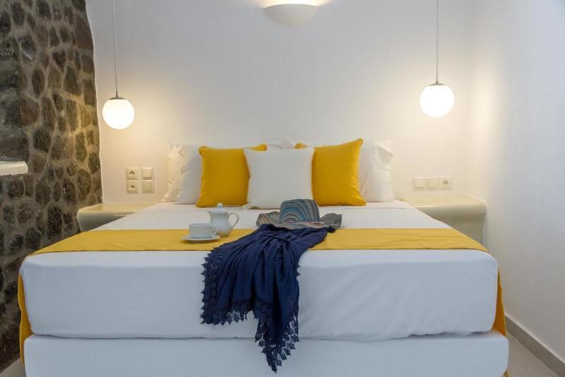 Aroma Suites Фира Екстериор снимка