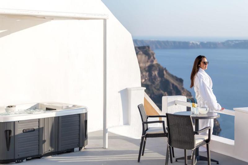 Aroma Suites Фира Екстериор снимка